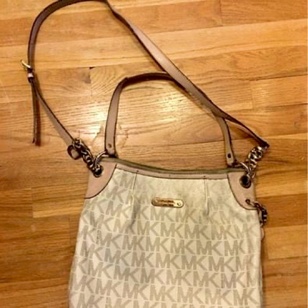 Michael Kors Crossbody bag with removable strap